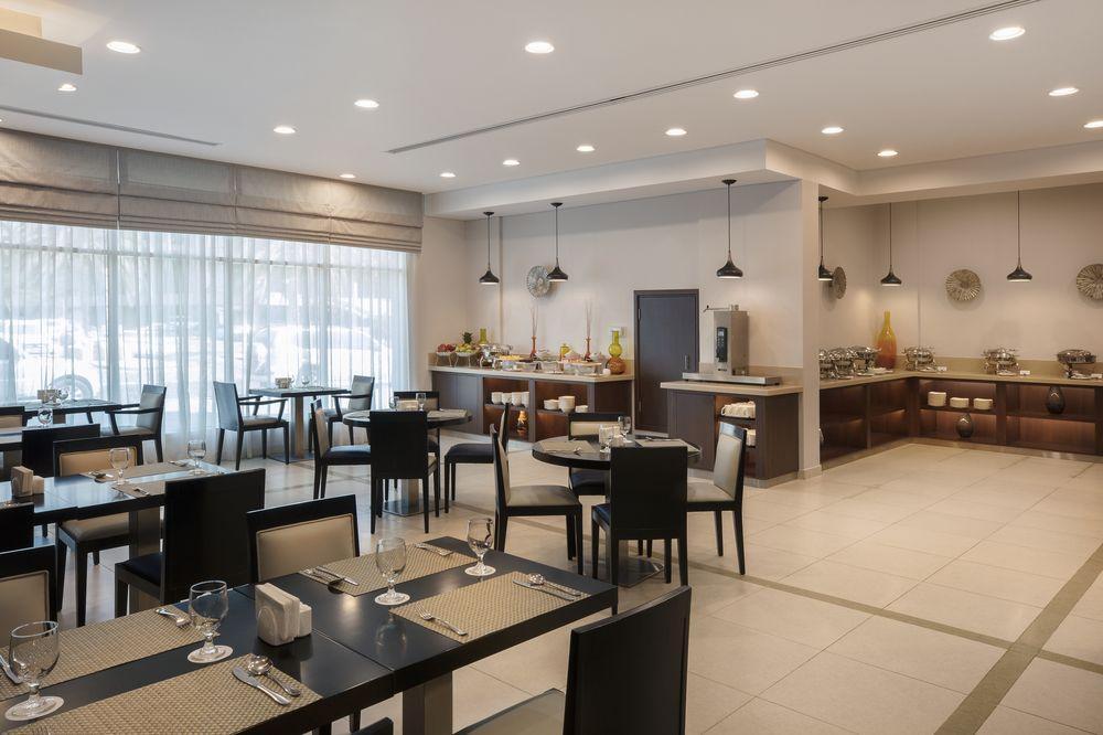 Holiday Inn Express Dubai Safa Park, An Ihg Hotel Exterior photo